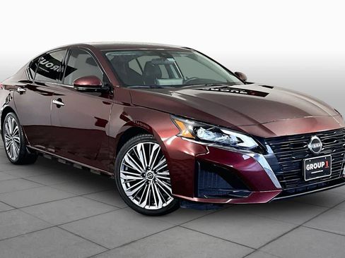 Certified 2023 Nissan Altima 2.5 SL FWD image 5
