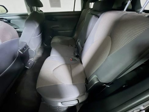 Used 2023 Toyota Highlander LE AWD/4WD image 20