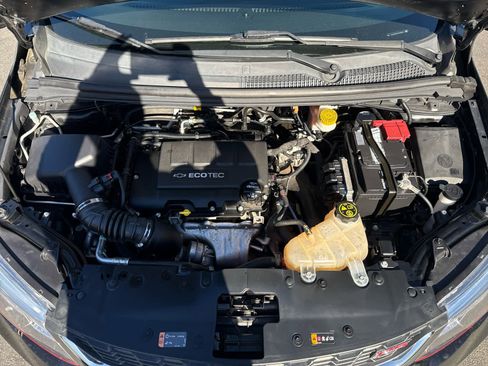 Used 2019 Chevrolet Sonic LT image 16