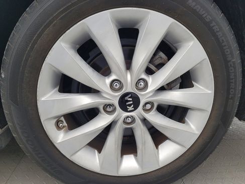Used 2018 Kia Optima EX w/ Technology Package FWD image 31