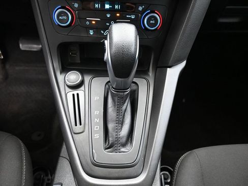 Used 2017 Ford Focus SEL image 26