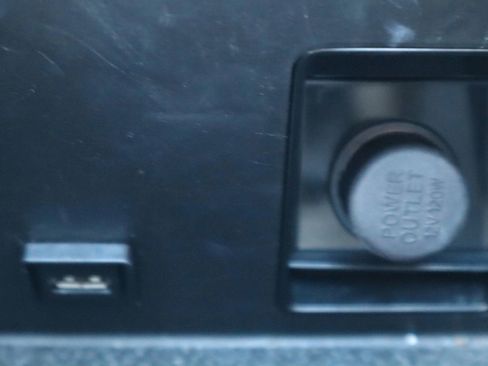 Used 2011 Nissan Murano SL w/ Navigation Pkg image 32