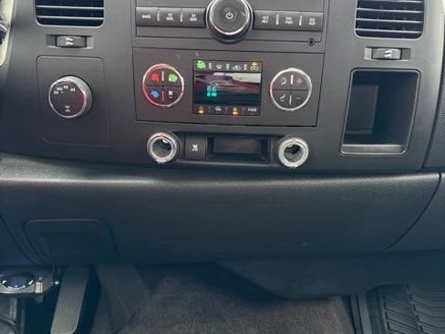 Used 2009 Chevrolet Silverado 1500 LT w/ Power Pack Plus AWD/4WD image 10