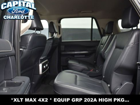 Used 2024 Ford Expedition Max XLT image 18