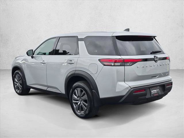 Used 2025 Nissan Pathfinder S AWD/4WD image 8