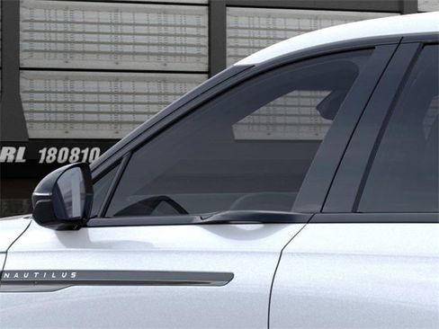 New 2026 Lincoln Nautilus Premier w/ Jet Appearance Package image 20