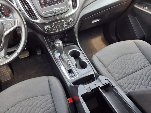 Used 2020 Chevrolet Equinox LT AWD/4WD image 10