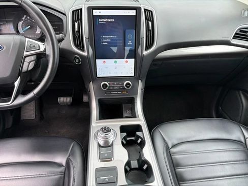 Used 2024 Ford Edge SEL AWD/4WD image 19