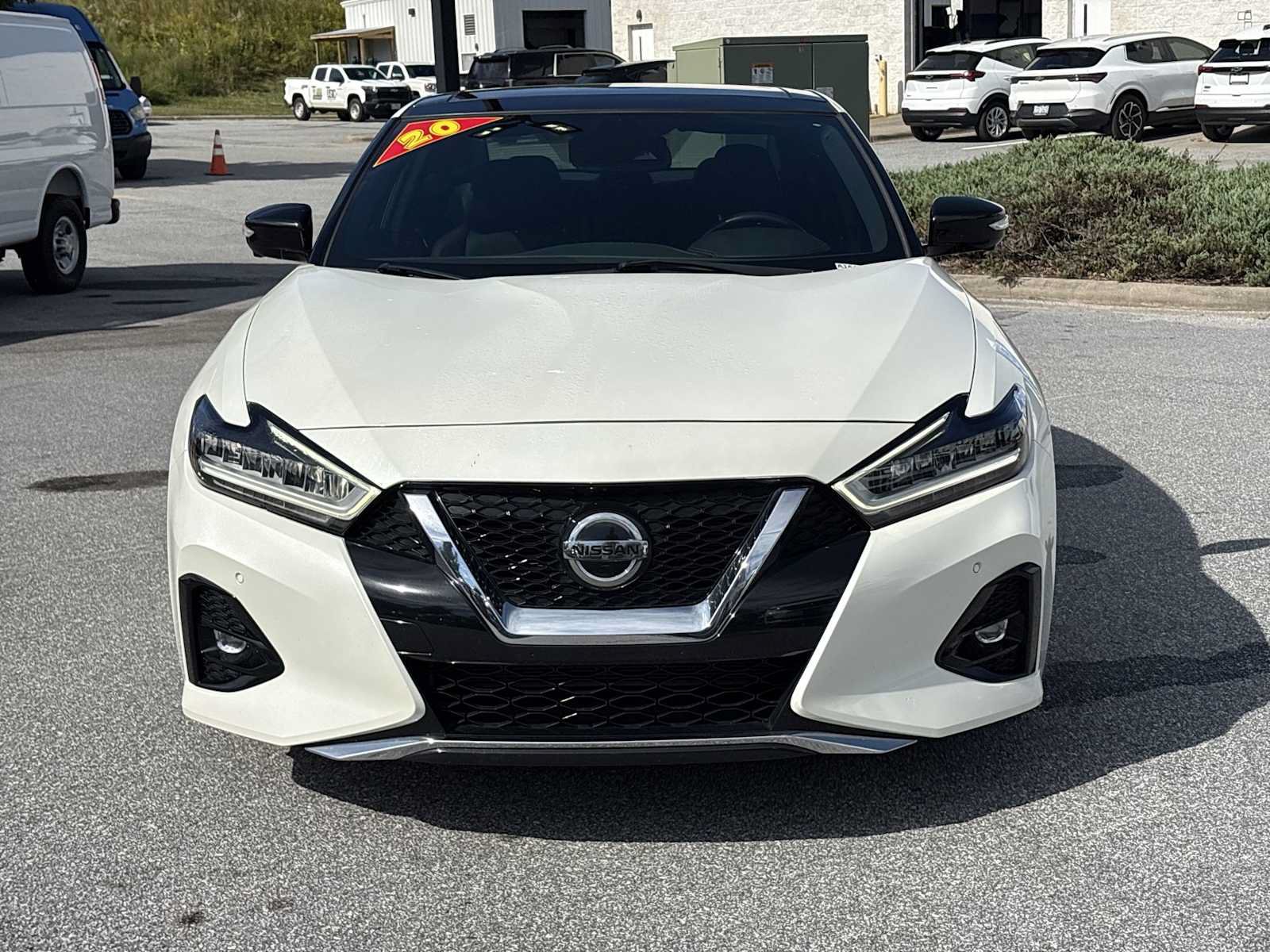 Used 2020 Nissan Maxima SR w/ Illumination Package FWD image 3