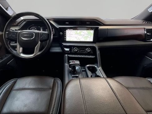Used 2024 GMC Sierra 1500 Denali AWD/4WD image 7