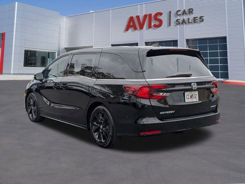 Used 2024 Honda Odyssey Sport image 9