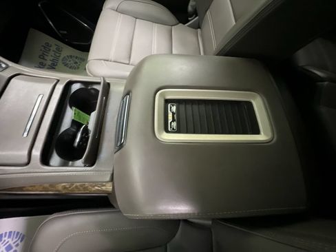 Used 2016 GMC Yukon XL Denali AWD/4WD image 26