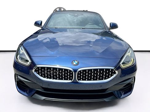 Used 2019 BMW Z4 sDrive30i w/ Convenience Package RWD image 2