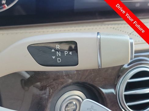 Used 2018 Mercedes-Benz S 560 Sedan image 15