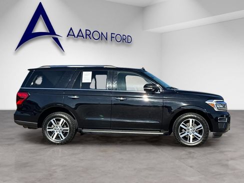Used 2024 Ford Expedition Limited image 6