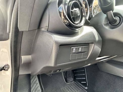Used 2023 MAZDA MX-5 Miata Sport RWD image 16
