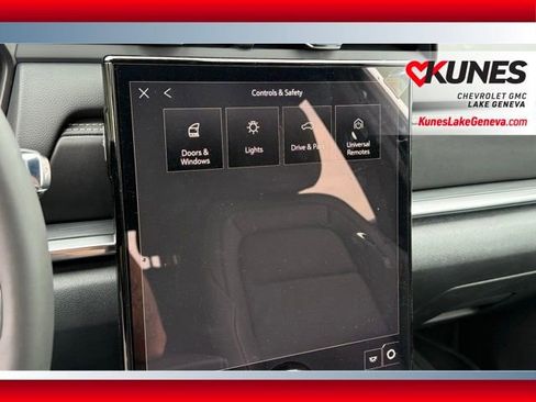 New 2026 GMC Terrain Elevation w/ Elevation Premium Package AWD/4WD image 37