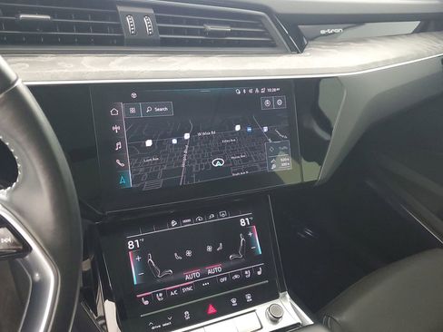 Certified 2021 Audi e-tron Premium Plus w/ Premium Plus Package image 4