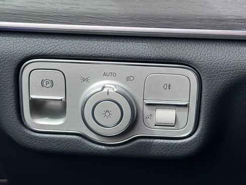 New 2026 Mercedes-Benz GLS 450 4MATIC image 22