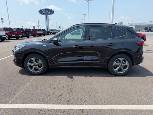 Used 2024 Ford Escape ST-Line w/ Tech Pack #1 AWD/4WD image 8