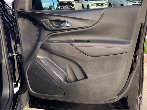 Certified 2023 Chevrolet Equinox RS image 42
