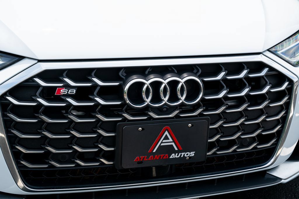 Used 2023 Audi S8 AWD/4WD image 5