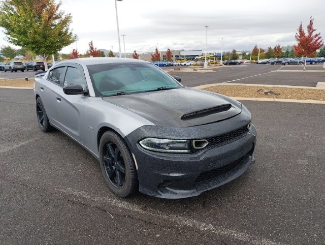 Used 2018 Dodge Charger R/T RWD image 1