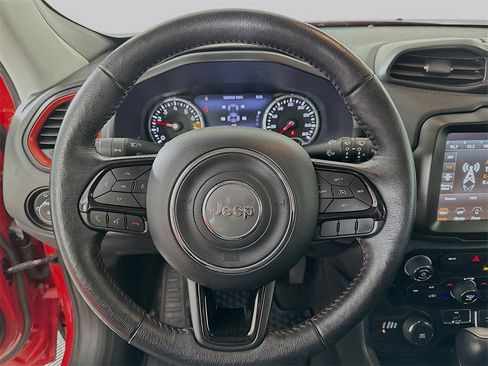 Used 2022 Jeep Renegade Latitude w/ Convenience Group image 17