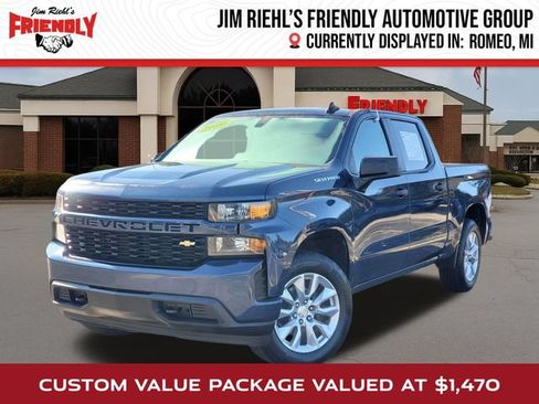 Used 2020 Chevrolet Silverado 1500 Custom w/ Custom Value Package AWD/4WD image 1