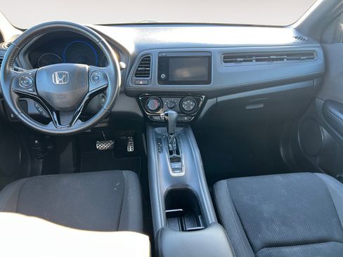 Used 2019 Honda HR-V Sport image 10