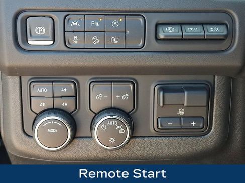 Used 2023 Chevrolet Suburban High Country w/ Max Trailering Package AWD/4WD image 9