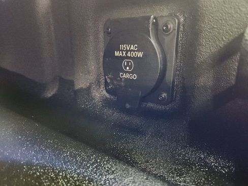 Used 2022 Jeep Gladiator Rubicon w/ LED Lighting Group image 28