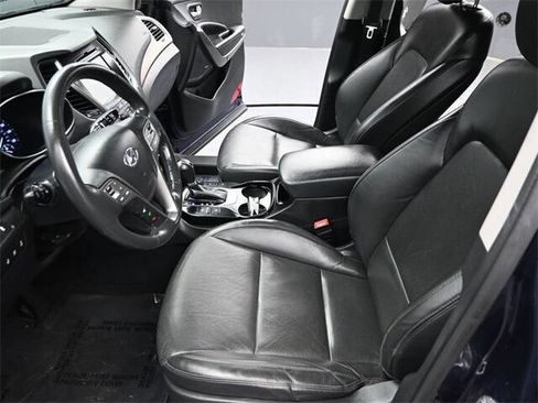 Used 2018 Hyundai Santa Fe Limited image 6