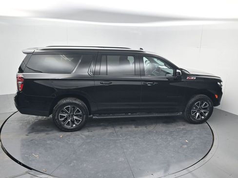 Used 2023 Chevrolet Suburban Z71 w/ Luxury Package image 66
