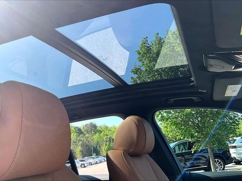 Certified 2024 BMW X5 xDrive40i w/ M Sport Package image 13