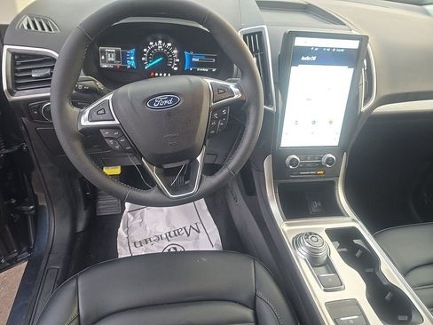 Used 2024 Ford Edge SEL w/ Convenience Package AWD/4WD image 16