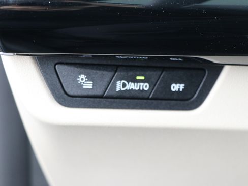 Certified 2025 BMW X1 xDrive28i w/ Technology Package image 25