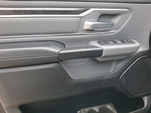 Used 2020 RAM 1500 Big Horn AWD/4WD image 8
