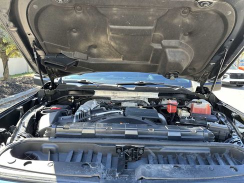 Used 2020 GMC Sierra 3500 Denali w/ Denali Ultimate Package image 13