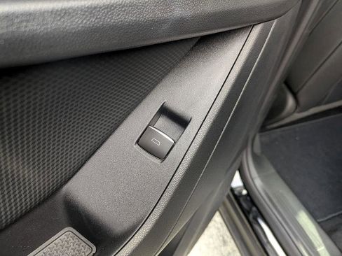 Certified 2025 Chevrolet Equinox RS image 25