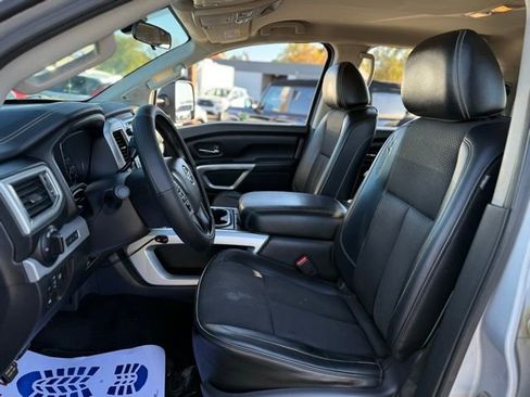 Used 2016 Nissan Titan PRO-4X image 2