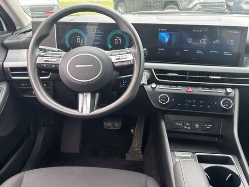 Used 2025 Hyundai Sonata SEL FWD image 3