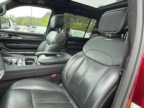 Used 2025 Jeep Grand Wagoneer Series II Obsidian w/ Quick Order Packagew 28T AWD/4WD image 17