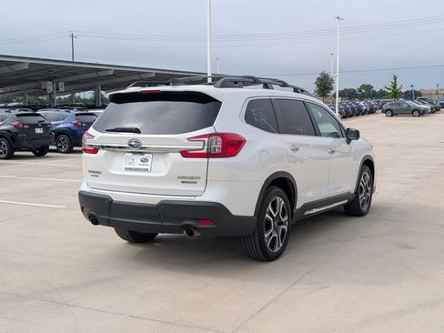 Used 2023 Subaru Ascent Touring AWD/4WD image 5
