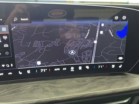 Used 2025 Audi Q5 Premium Plus image 22