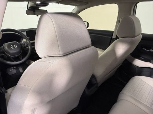 Used 2026 Honda HR-V LX image 35