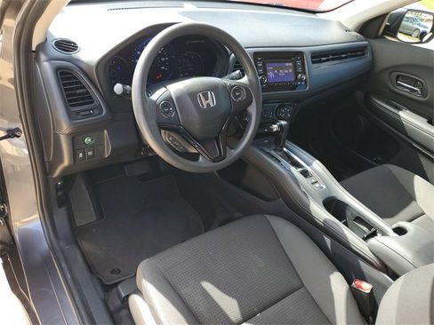 Used 2021 Honda HR-V LX image 4
