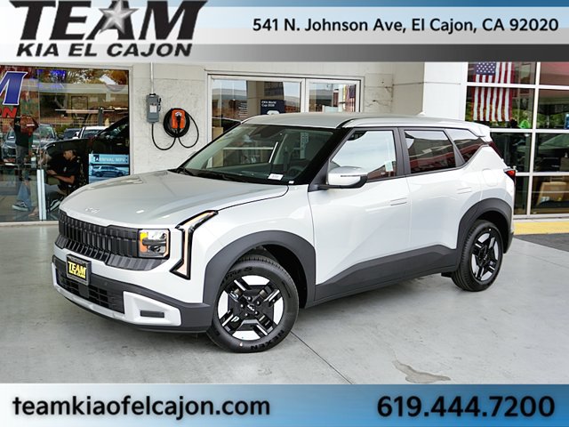 New 2027 Kia Seltos LX FWD image 1