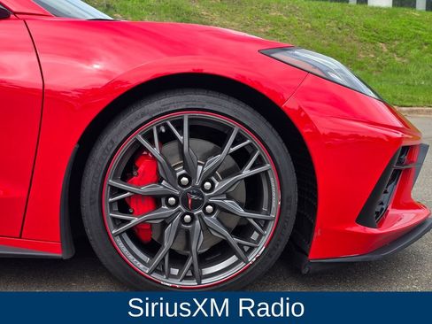 Used 2023 Chevrolet Corvette Stingray Premium Conv w/ Z51 Performance Package RWD image 9