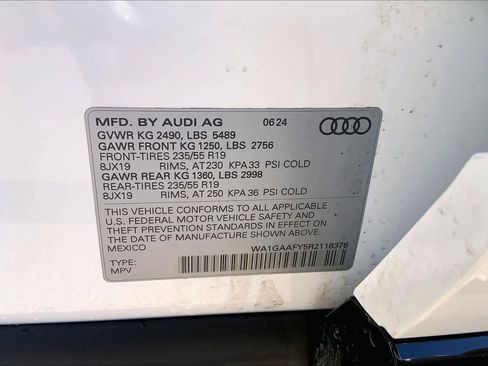 Used 2024 Audi Q5 2.0T Premium w/ Summer of Audi Package image 36